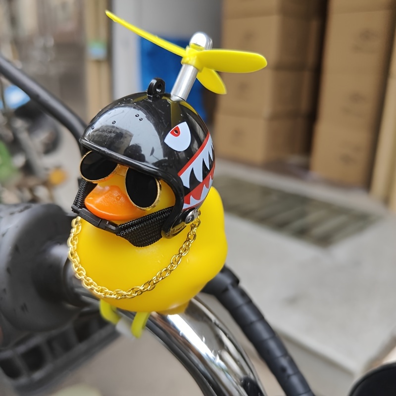 1PC cute yellow duck decoratio – Motorcycle Gear Yellow Bewertung und Preis