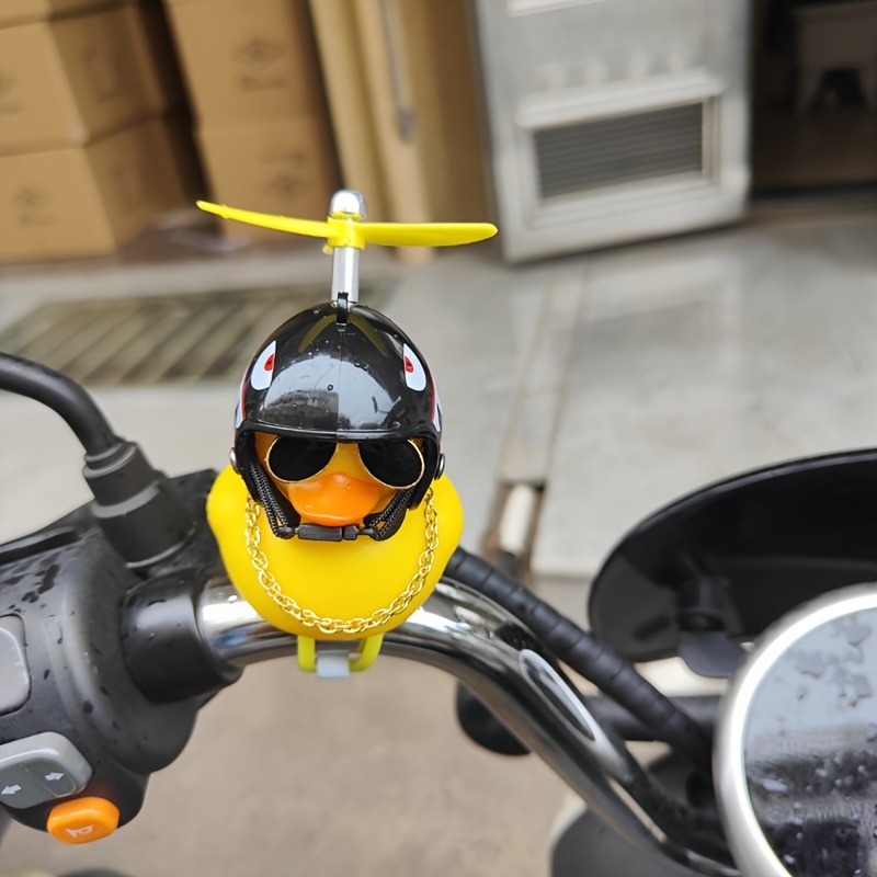 1PC cute yellow duck decoratio – Motorcycle Gear Yellow Bewertung und Preis